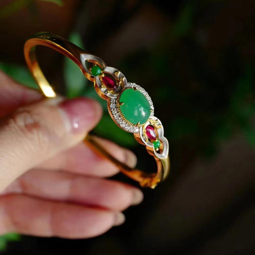 龢盒原创 18k金镶清爽日常翡翠蛋面手镯 商品图3