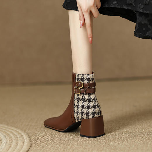 【预售5天发货】时尚个性，里外全皮拼接格纹粗跟短靴PZP-P6918 商品图11