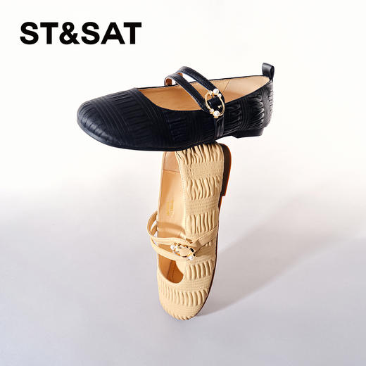 星期六优雅珍珠扣饰玛丽珍SS4111127A 商品图1