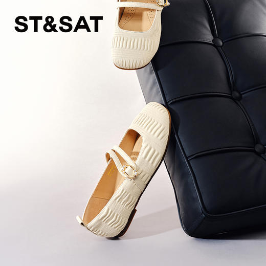 星期六优雅珍珠扣饰玛丽珍SS4111127A 商品图2