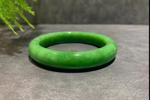 【御珠宫·传承系列】碧玉手镯58.5mm 商品图3