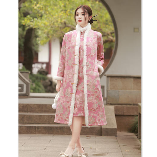 SYK299097 改良A版麂皮绒烫金超柔毛领旗袍 2023冬新款加绒大码旗袍外披 商品图4