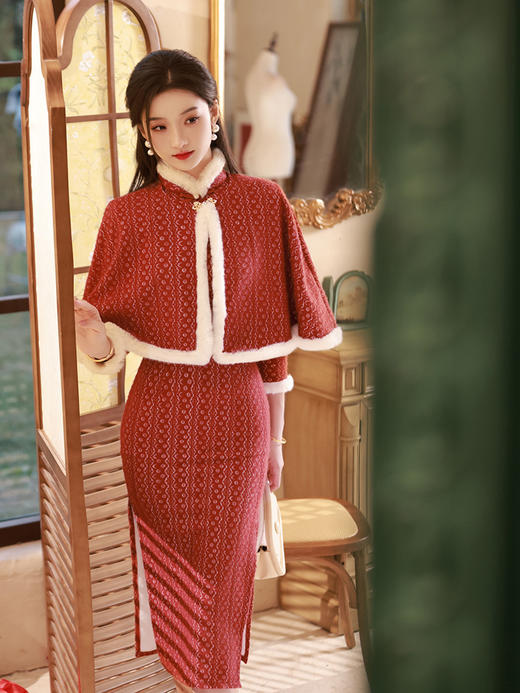 2023冬款新款披肩旗袍 商品图3