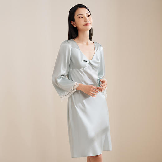 金三塔真丝睡裙女春新品蕾丝家居服100%桑蚕丝时尚扭结可外穿睡衣  YSFEA301 商品图3