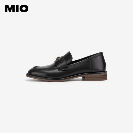 MIO米奥春季纯色低跟乐福鞋金属饰扣复古时尚质感单鞋女鞋M241539092 商品图1