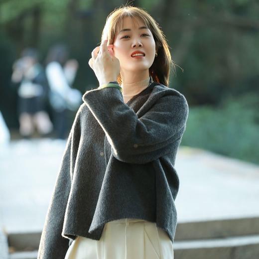 火桐hooton 高定系列 V领宽松小骆马绒无扣双面呢3383 商品图3