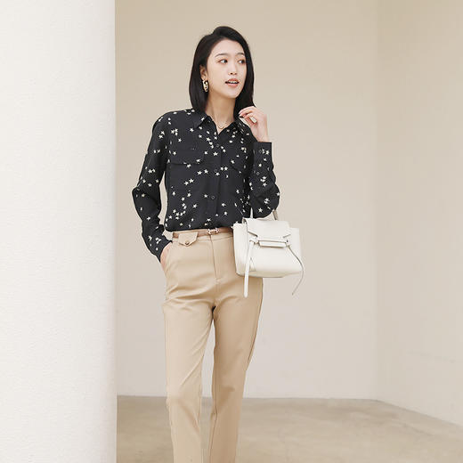 火桐hooton 双口袋星星印花长袖款真丝衬衫 商品图2