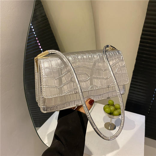 石头纹小方包【洋气时尚新款腋下糖果色包包女】休闲手提单肩 风琴包 商品图12