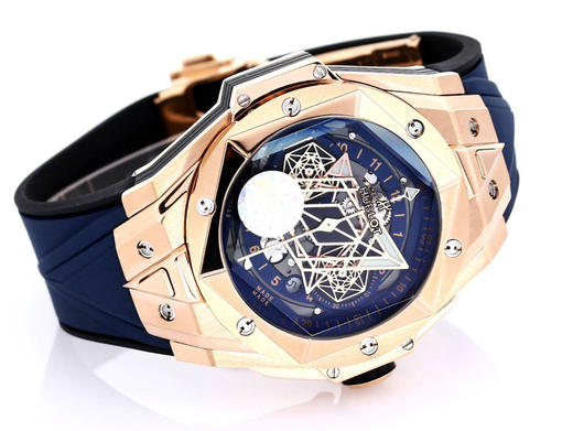 NOOB  FACTORY 宇舶(恒宝)HUBLOT全新Big Bang Sang Bleu II 刺青腕表  再次与知名刺青工作室Sang Bleu合作，推出又款利用几何图形巧妙构思的刺青ll腕 商品图10