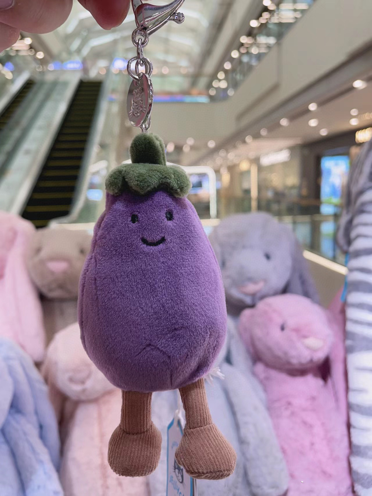 Jellycat 新宠，茄子挂件钥匙扣！