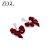 ZEGL设计师新年系列蝴蝶结耳环女红色毛绒法式耳钉人造珍珠耳饰品 商品缩略图1