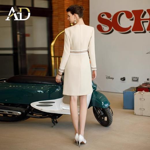 媛小香风连衣裙女气质通勤OL职场女装高级感米色西装裙 商品图9