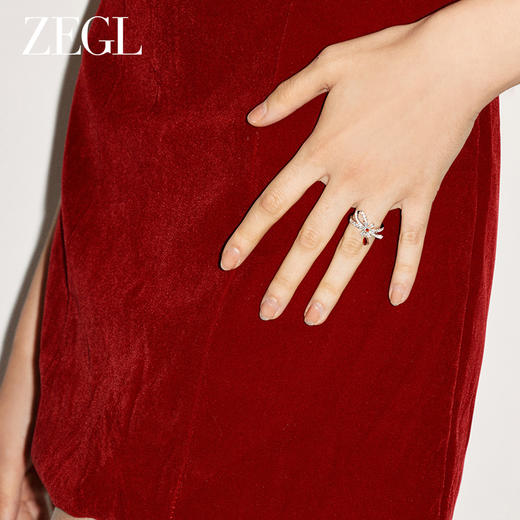 ZEGL设计师新年系列红色锆石戒指女小众设计轻奢高级感指环食指戒 商品图5