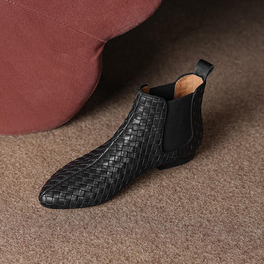 软皮显瘦靴，低跟圆头编织纹马丁靴MCC&C9508 商品图1