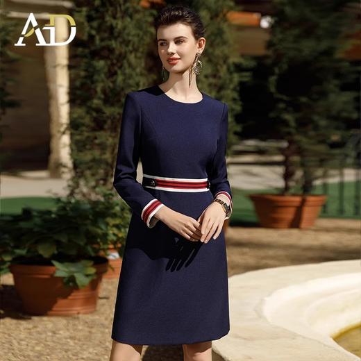 媛小香风连衣裙女气质通勤OL职场女装高级感米色西装裙 商品图5