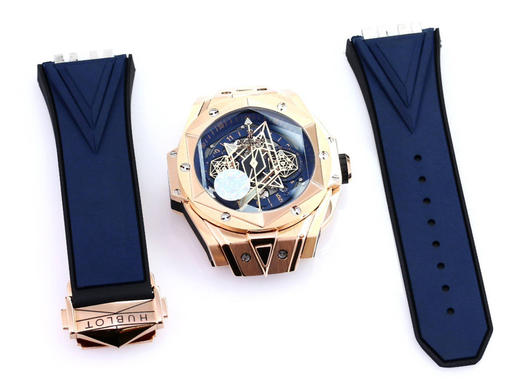 NOOB  FACTORY 宇舶(恒宝)HUBLOT全新Big Bang Sang Bleu II 刺青腕表  再次与知名刺青工作室Sang Bleu合作，推出又款利用几何图形巧妙构思的刺青ll腕 商品图12