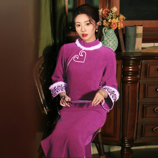 JQ 871 加毛加厚中长款雪尼尔爱心领旗袍 商品图3