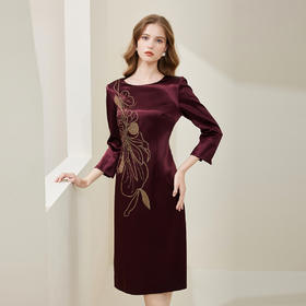 NA814斯尔丽[商场同款]春季新款醋酸烫钻蝴蝶花收腰显瘦圆领长袖连衣裙