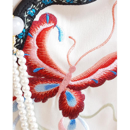 裁缝学苑AS171新中式刺绣国风马甲纸样背心女秋装新款改良国潮风圆领醋酸缎 商品图3