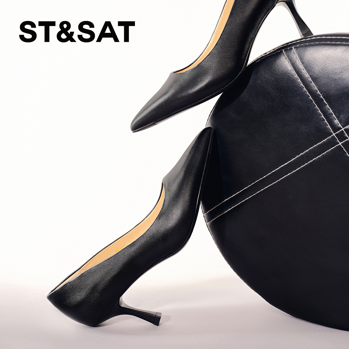 星期六经典简约尖头细高跟SSC1111086