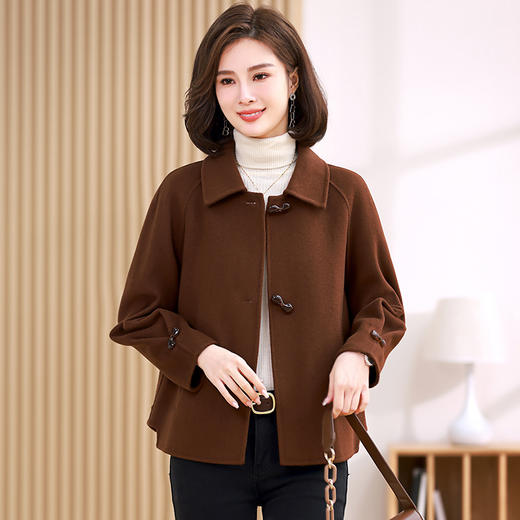 时尚简洁，民族风双面呢短款大纽扣外套HR-YIZX8595 商品图4