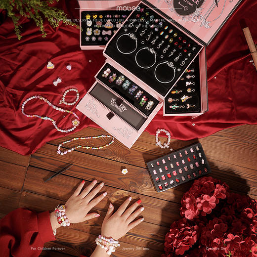 【让孩子变身小小珠宝设计师】mobee手工DIY串珠首饰礼盒 女儿的宝藏美丽星堡 满满的仪式感 商品图5