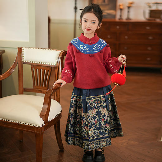【E】过年氛围，东方神韵~红色新国风毛衣马面裙拜年服 商品图3