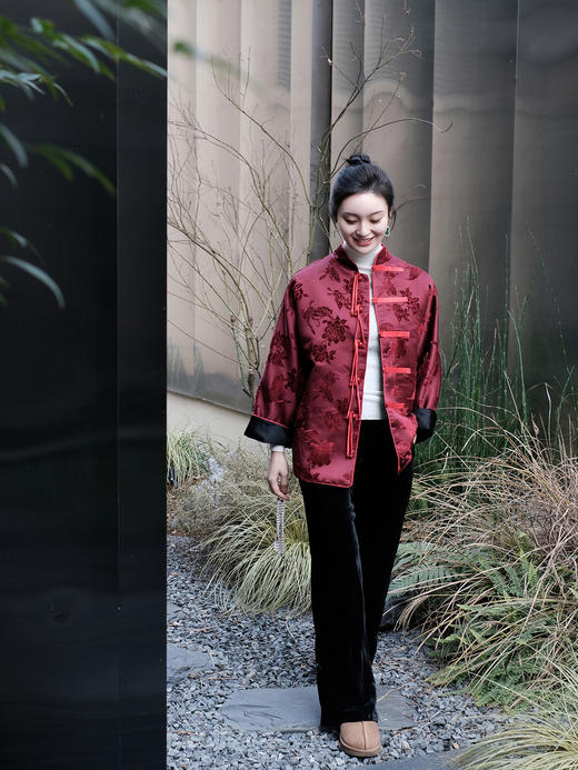 盛唐牡丹 |朱樱红真丝漳绒对襟外套-红底红纹样 商品图2