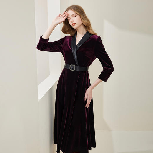 NA835斯尔丽新款气质V领收腰显瘦A摆灯芯绒中长款连衣裙 商品图0