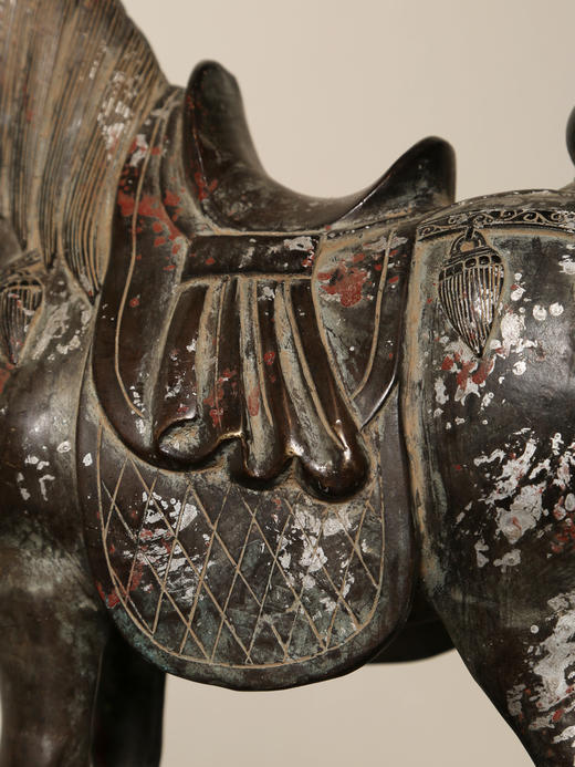 铜马摆件，逼真工艺精湛，让你的家居更有品位 商品图4