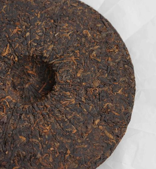 2024龙年生肖纪念茶·金龙舞春（普洱熟茶） 商品图1