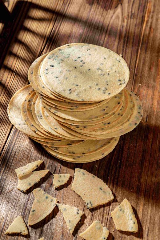 【现货】江小燕鸡内金山药薄饼、麻花；🥨养胃“小能手” 🍥零食界的一股“清流”60%鲜铁棍山药+3%鸡内金‼ 鲜香薄脆、药食同源、吃出好身体‍ 商品图1