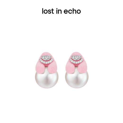 lost in echo2023秋冬新品Yetti滚雪球珍珠植绒⽿钉气质精致耳饰 商品图0