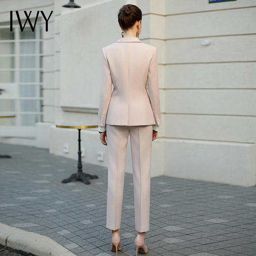 IWY/高端粉色西装套装女气质新闻主播上镜正装工作服简约干练职场正装CP1944-P 商品图5