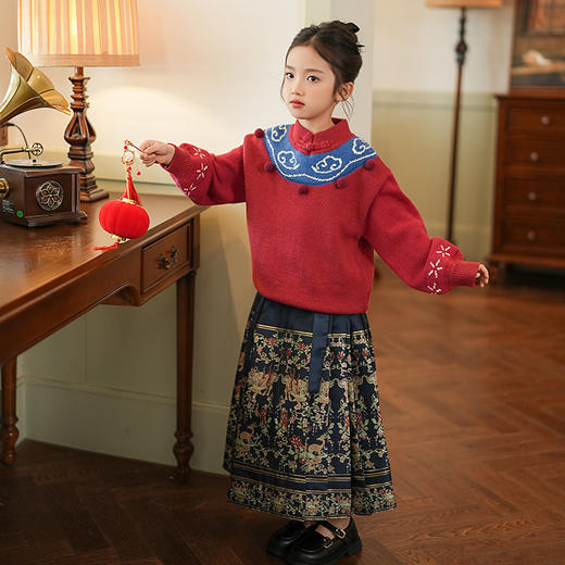 【E】过年氛围，东方神韵~红色新国风毛衣马面裙拜年服 商品图7