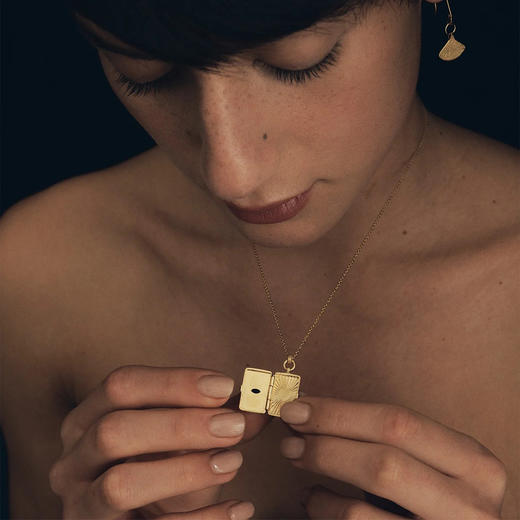 订购8周到｜Temple of the sun-Meri Locket-珍藏好运 蓝宝石 项链［澳大利亚设计师］ 商品图0