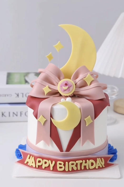 美少女制服半翻糖蛋糕 商品图0