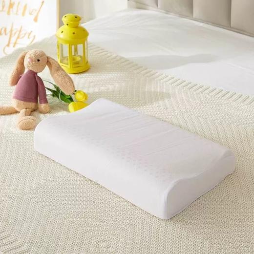 泰国皇家ROYAL Latex儿童乳胶枕56*34*10cm泰国皇家原产天然乳胶宝贝专属好睡眠枕头卡通图案随机发货 商品图2