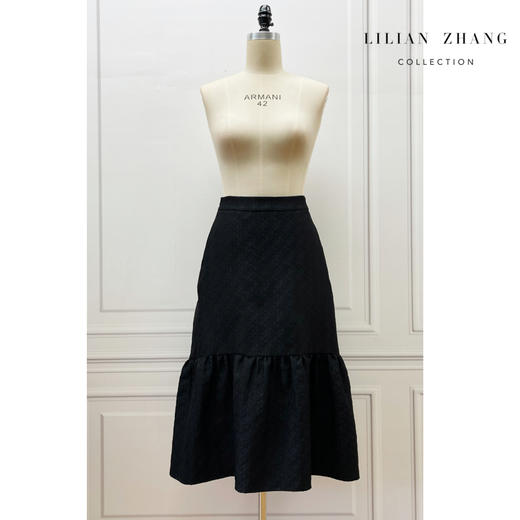 定制-精简质感-轻奢真丝 提花优雅舒适黑色花边A摆半身裙 2203002 商品图0