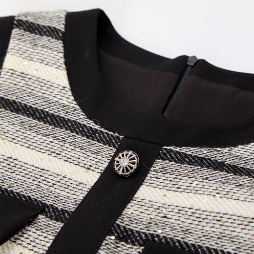 PE846斯尔丽2024春夏新款提花条纹马甲式时尚版连衣裙 商品图4