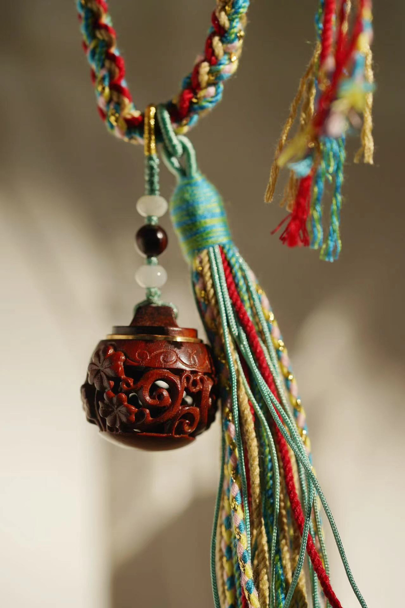 民族风｜小叶紫檀香囊