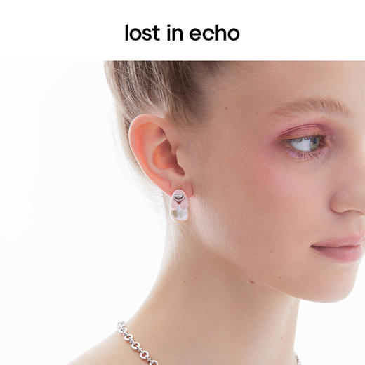lost in echo2023秋冬新品Yetti滚雪球珍珠植绒⽿钉气质精致耳饰 商品图4