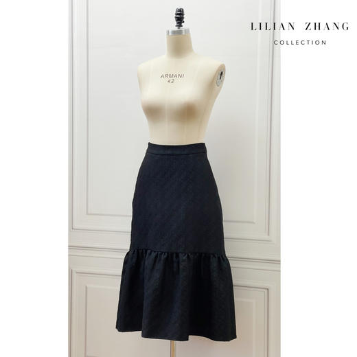 定制-精简质感-轻奢真丝 提花优雅舒适黑色花边A摆半身裙 2203002 商品图1