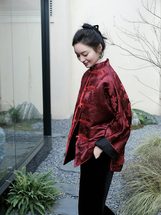 盛唐牡丹 |朱樱红真丝漳绒对襟外套-红底红纹样 商品图3