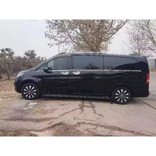 奔驰 V 260L 长轴距豪华版【长租-北京】 商品图3