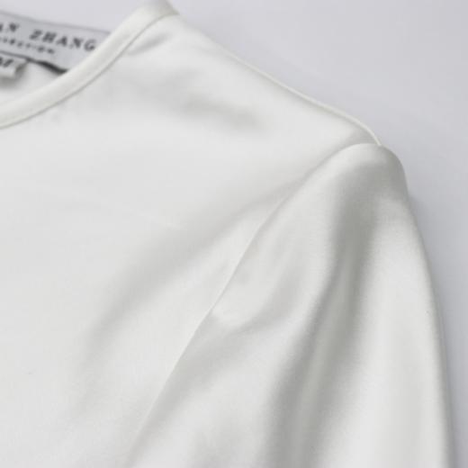 春夏时尚-醋酸面圆领长袖-修身纯色气质通勤薄款显瘦上衣 2102043 商品图3