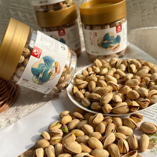 要开心就吃开心果啦😋
盐焗开心果严选大果，颗颗饱🈵口感脆爽，粒粒香醇，一扒就开超奈斯✅好果子就是这么自信💯净重 200g/罐 商品图5