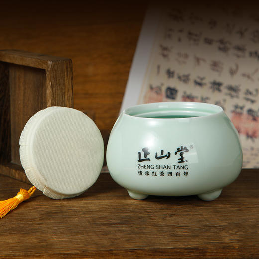 正山堂 陶瓷圆形茶叶罐 瓷都德化密封储存茶叶 500ml茶具 商品图2
