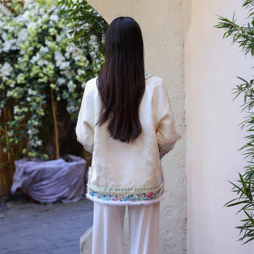 FLZD-23199新中式凤喜刺绣毛边拼接夹棉上衣女复古盘扣醋酸缎面上衣23199 商品图3