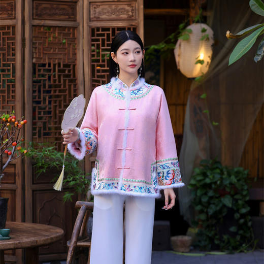 FLZD-23199新中式凤喜刺绣毛边拼接夹棉上衣女复古盘扣醋酸缎面上衣23199 商品图0